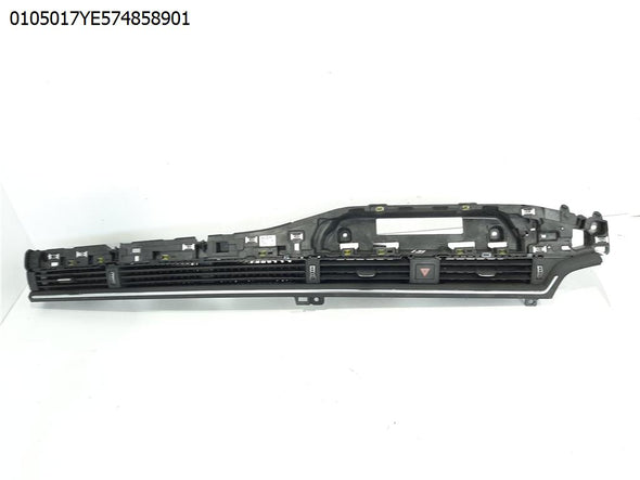 פנל פתחי איוורור אמצעיים (ארוך) לאודי A4 2016-2019