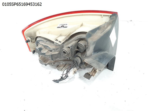 פנס אחורי ימין לאודי A4 2005-2008