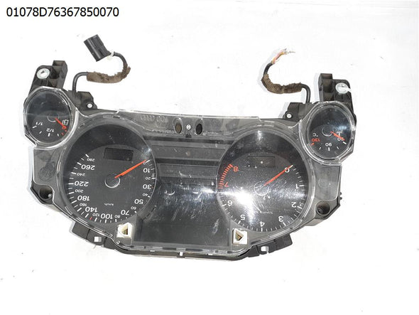 לוח שעונים דיגיטלי לאודי A8 2003-2010