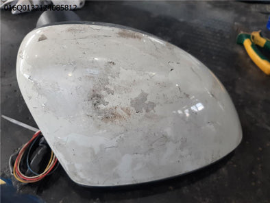 מעבר לדף ראי חיצוני ימין חשמלי לאודי A1 2010-2019