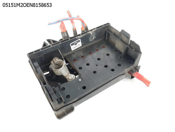 בית פיוזים למצבר בתא מנוע לאופל אסטרה 2011-2017