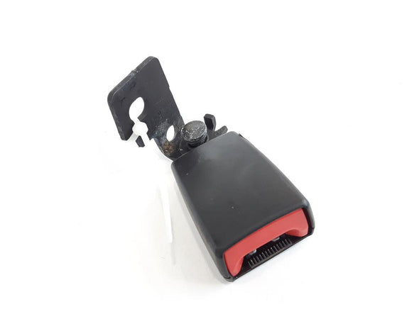 נקבה לחגורת בטיחות אחורית שמאל לאופל קורסה 2011-2015