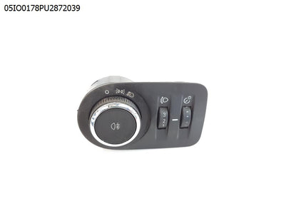 מעבר לדף מתג הפעלת אורות לאופל אדם 2014-2024