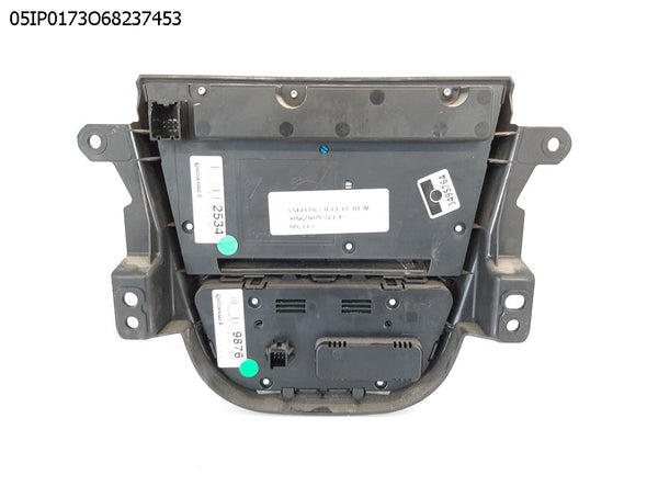 פנל רדיו לאופל מוקה 2014-2017