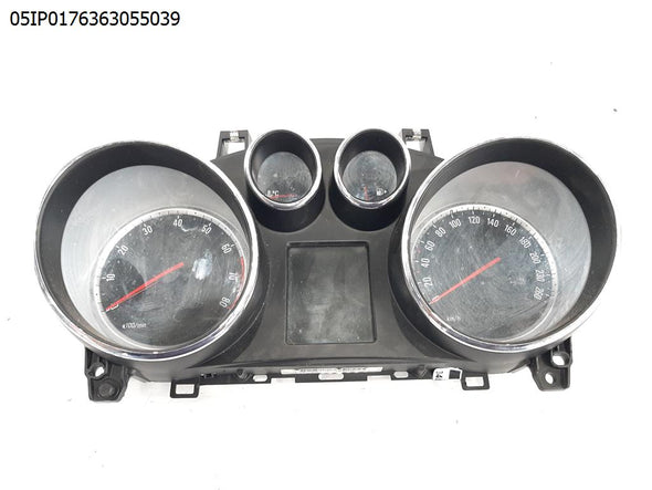 לוח שעונים דיגיטלי לאופל מוקה 2014-2017