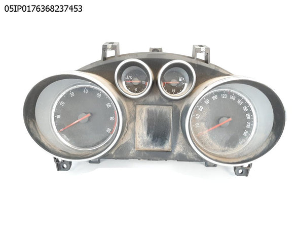 לוח שעונים דיגיטלי לאופל מוקה 2014-2017