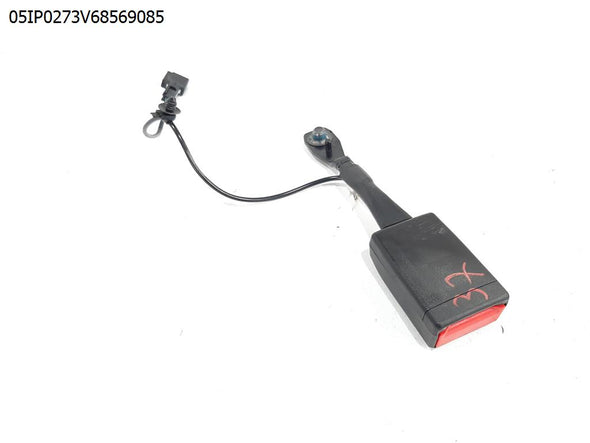 נקבה לחגורת בטיחות קדמית ימין לאופל מוקה 2017-2018