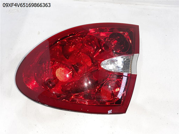 פנס אחורי ימין לביואיק לה קרוס 2006-2009