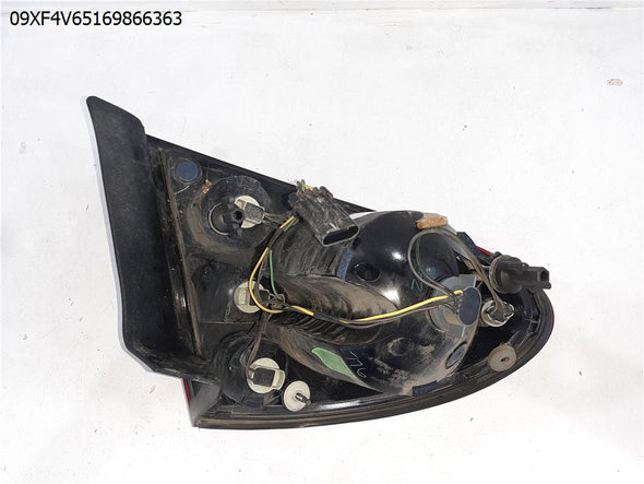 פנס אחורי ימין לביואיק לה קרוס 2006-2009