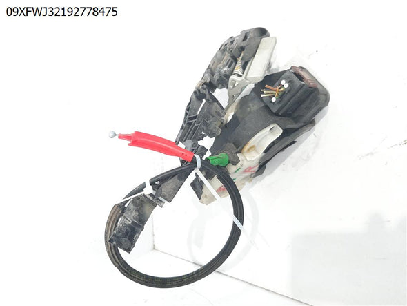 מנעול סטרייקר דלת קדמית ימין לביואיק לה קרוס 2010-2024