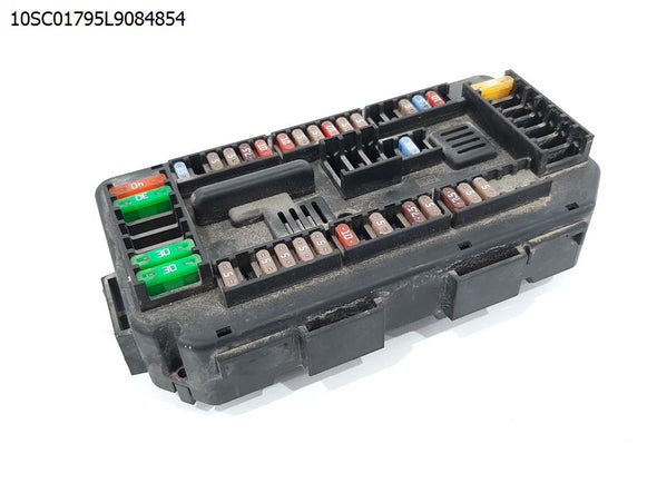 בית פיוזים פנימי 1500 לב.מ.וו. סדרה 3 2012-2019