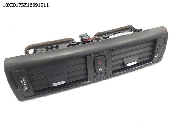 פנל פתחי איוורור אמצעיים לב.מ.וו. סדרה 1 2012-2019