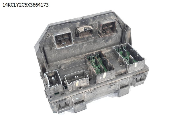 בית פיוזים בתא מנוע 2400 לדודג' ג'רני 2008-2011