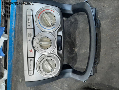 מעבר לדף בקרת איורור לדייהטסו סיריון 2006-2011