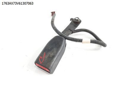 מעבר לדף נקבה לחגורת בטיחות קדמית ימין להונדה CRV 2007-2013