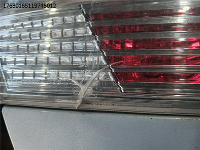 מעבר לדף מכסה מטען להונדה סיוויק 2012-2017