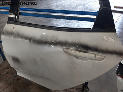 מעבר לדף דלת אחורית שמאל להונדה סיוויק 5 דלתות 2017-2022