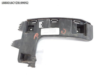 מעבר לדף תומך פגוש אחורי ימין מתחת לפנס לוולבו S60 2010-2019