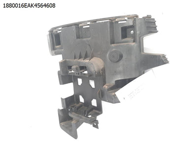 מעבר לדף תומך פגוש אחורי שמאל מתחת לפנס לוולבו S60 2010-2019