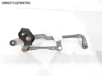 מעבר לדף מנגנון לזרועות מגב קדמי לטויוטה יאריס 2014-2020