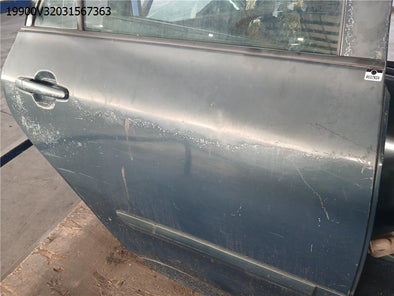 מעבר לדף דלת אחורית ימין לטויוטה קורולה 2008-2013