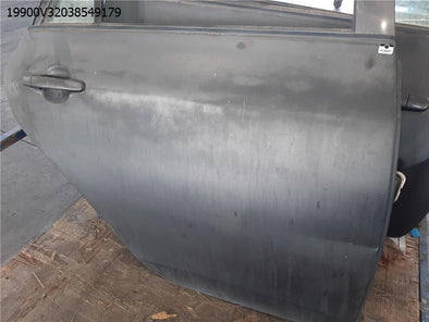 מעבר לדף דלת אחורית ימין לטויוטה קורולה 2008-2013