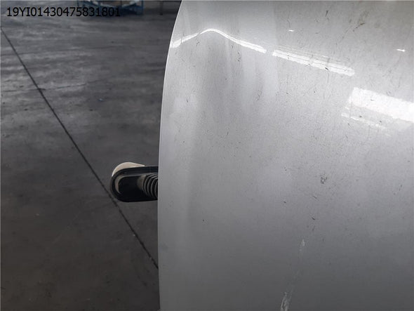 דלת קדמית שמאל לטויוטה פריוס 2016-2025