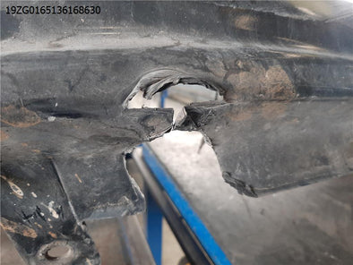 מעבר לדף פגוש חיצוני אחורי לטויוטה אוריס 2013-2015