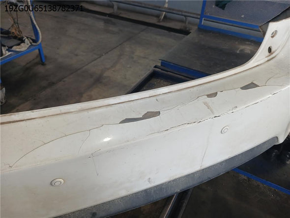 פגוש חיצוני אחורי לטויוטה אוריס 2008-2013