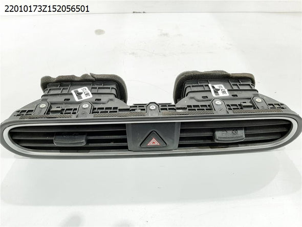 פנל פתחי איוורור אמצעיים ליונדאי קונה 2017-2023