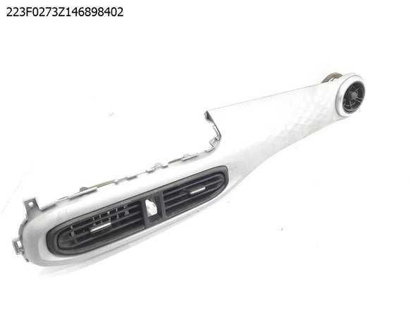 פנל פתחי איוורור אמצעיים ליונדאי I10 2020-2024