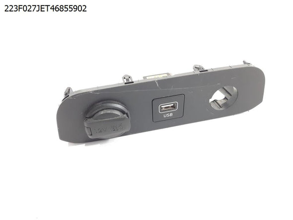 שקע USB ליונדאי I10 2020-2024