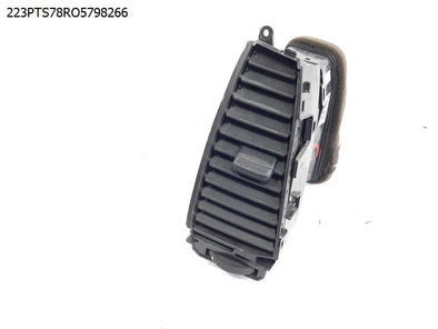 מעבר לדף תריס איוורור אמצעי ימין בדשבורד ליונדאי I20 2009-2015