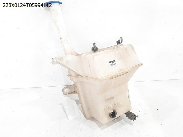 מיכל מתיז מים קדמי ליונדאי I40 2012-2015