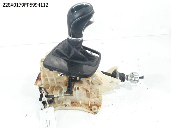 ידית הילוכים גיר אוטומט ליונדאי I40 2012-2015