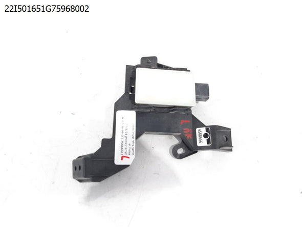 חיישן גילוי שטח נסתר אחורי שמאל (רדאר) ליונדאי איוניק 5 2021-2024