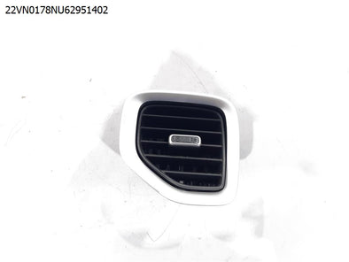 מעבר לדף תריס איוורור ימין בדשבורד ליונדאי וניו 2020-2024