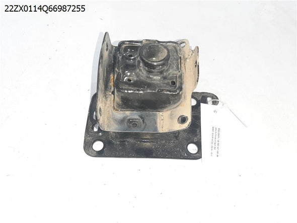 תומך פגוש פנימי קדמי ימין ליונדאי איוניק 2016-2019