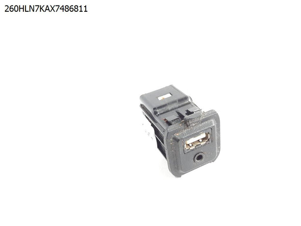 שקע AUX למזדה 2 2008-2015