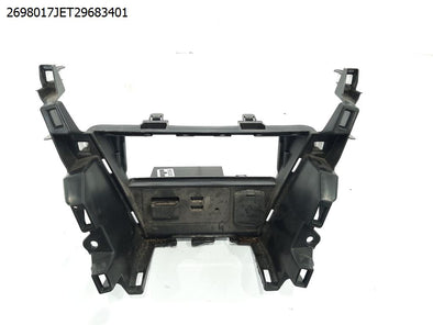 מעבר לדף שקע USB למזדה CX3 2017-2025