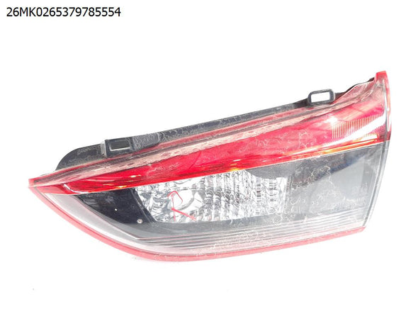 פנס אחורי ימין מכסה מטען למזדה 6 2015-2019