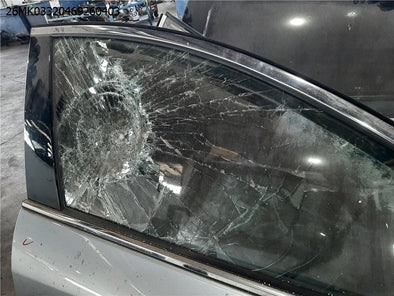 מעבר לדף דלת קדמית ימין למזדה 6 2019-2025