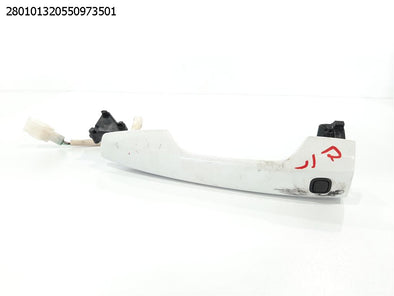 מעבר לדף ידית חיצונית דלת קדמית ימין למיצובישי אקליפס קרוס 2018-2024