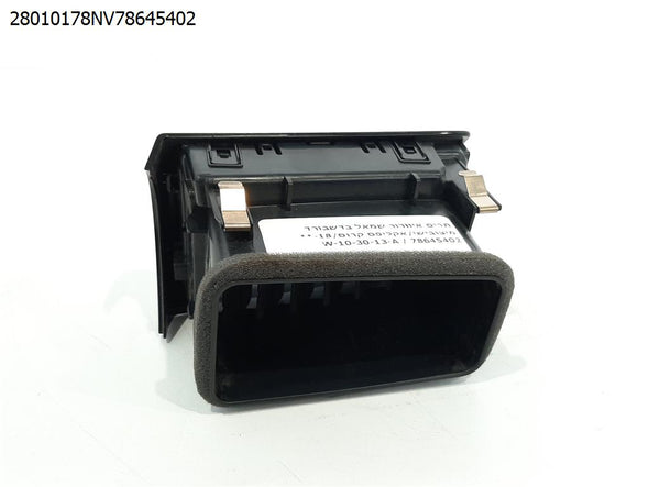 תריס איוורור שמאל בדשבורד למיצובישי אקליפס קרוס 2018-2024