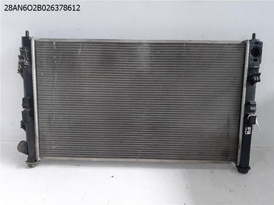 מעבר לדף מצנן מים 1600 אוטומט למיצובישי לנסר 2008-2024