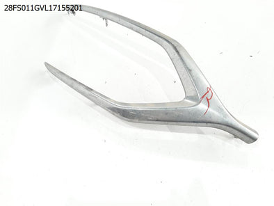 מעבר לדף פס ניקל עליון ימין לסורג קדמי למיצובישי ספייס סטאר 2013-2024