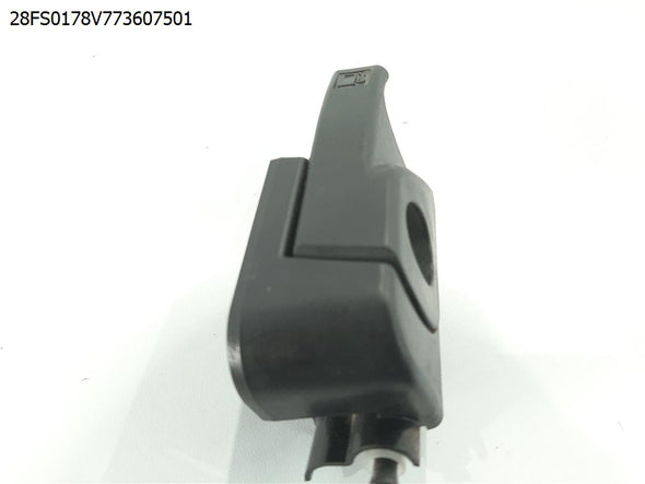 ידית פתיחת דלתית דלק למיצובישי ספייס סטאר 2013-2024