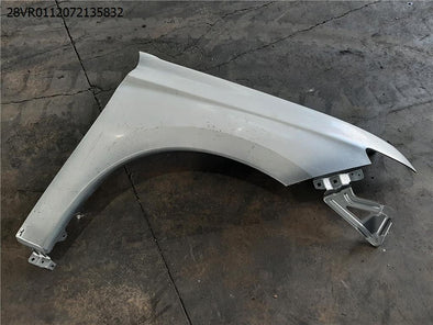 מעבר לדף כנף קדמית ימין למיצובישי אוטלנדר 2013-2021