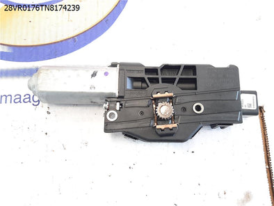 מעבר לדף מנוע לחלון שמש חשמלי למיצובישי אוטלנדר 2013-2021