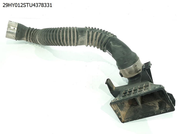 צינור מצנן אינטרקולר למרצדס 117 CLA 2013-2019